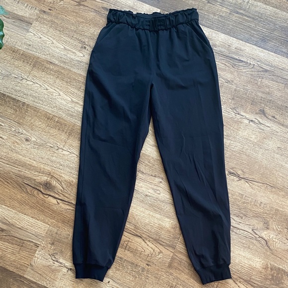 Lululemon Joggers Womens 6 - Picture 1 of 4